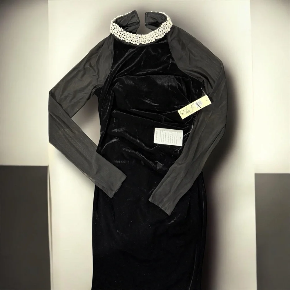 Eliza J Black Velvet Elegant Maxi Dress. Size 6. Nordstrom - Picture 3 of 8